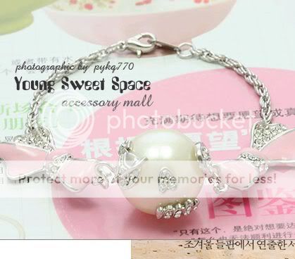 $13 VI006 Vivienne Westwood Bracelet Pictures, Images and Photos