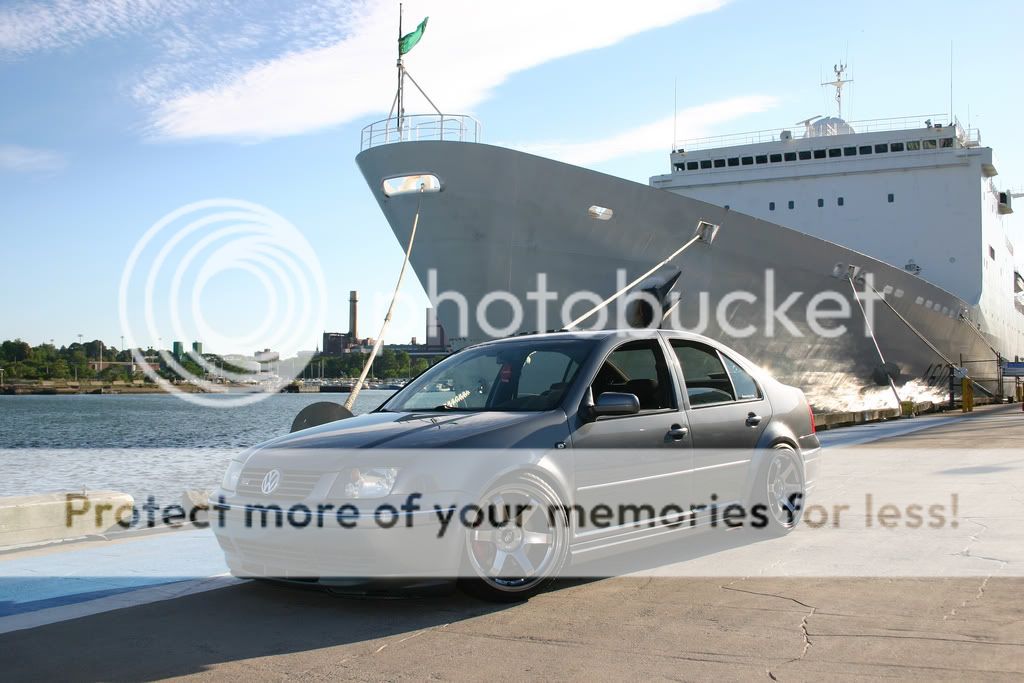 [Image: 4715868204_43b0612036_b.jpg]