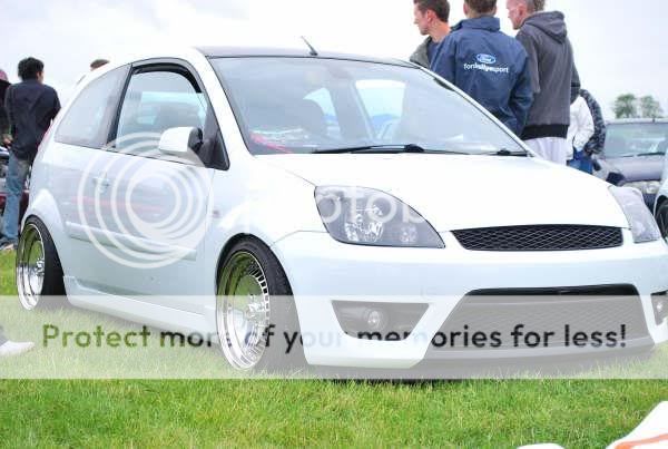 [Image: Thlines2.jpg]